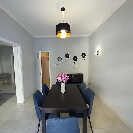 Cozy Project Kaisariani דירה